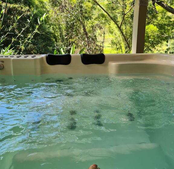 펜션 Pousada Maritacas Do Sana