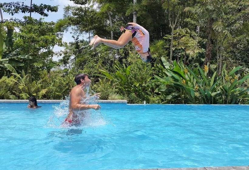 펜션 Tropical Paradise Bungalows