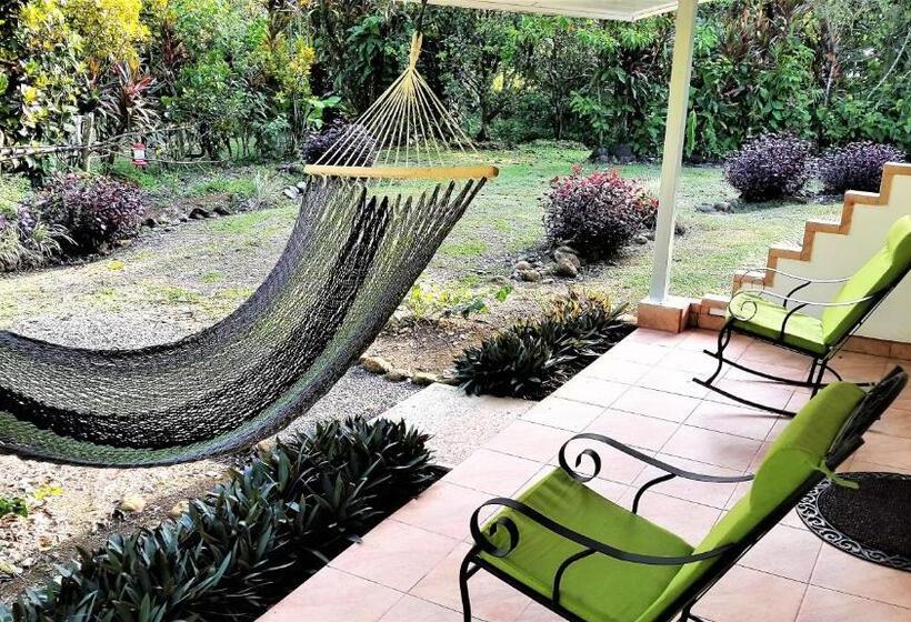 펜션 Tropical Paradise Bungalows