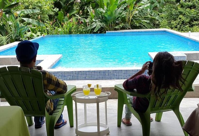 펜션 Tropical Paradise Bungalows