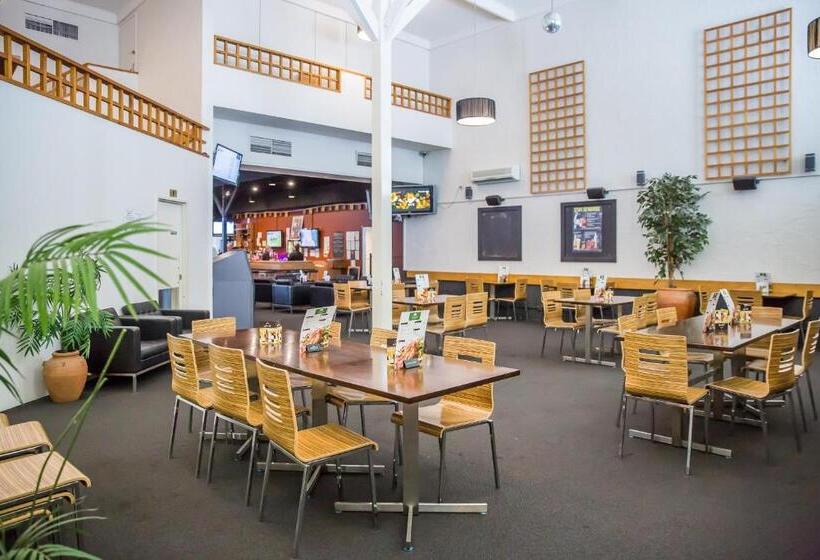 The Australian Hotel Murgon