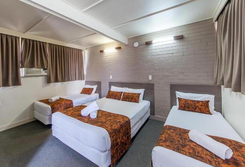 The Australian Hotel Murgon