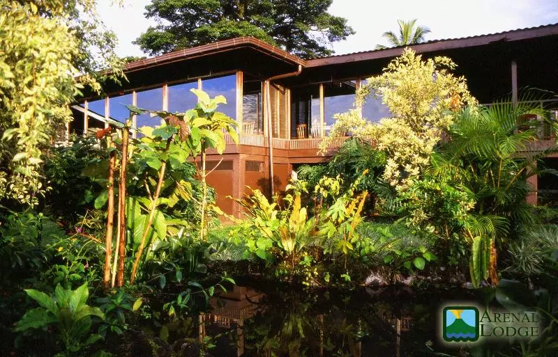 Отель Arena Logde