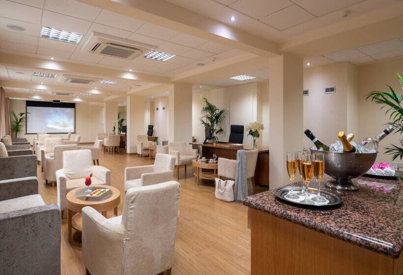 Constantinou Bros Athena Beach Hotel