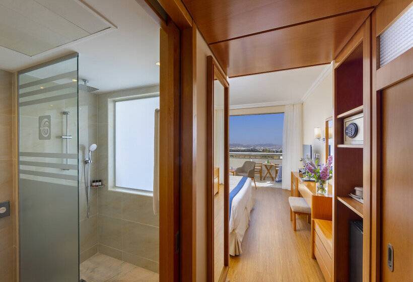 Constantinou Bros Athena Beach Hotel