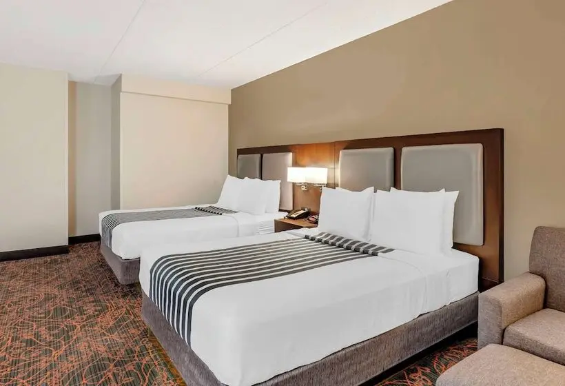 ホテル Best Western Plus Executive Inn