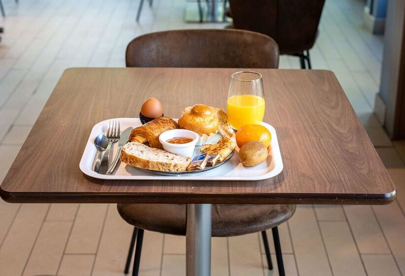 Hotel Campanile Rouen Sud Zénith Parc Expo