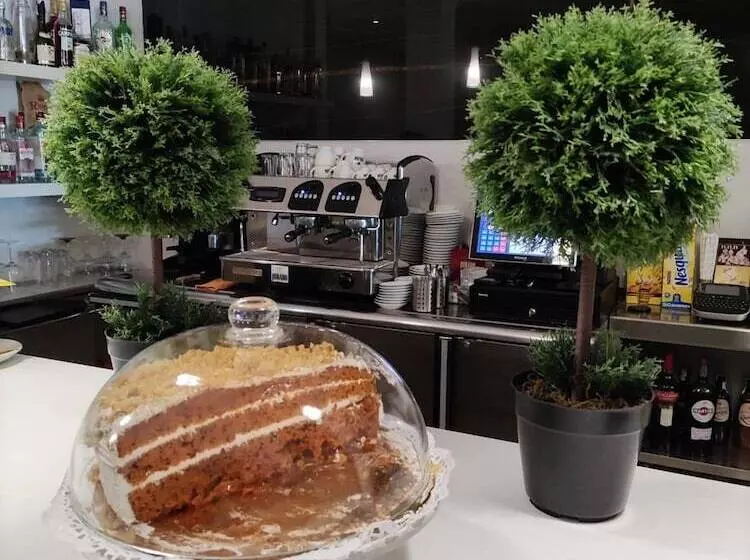 ホテル Ciudad De Navalcarnero