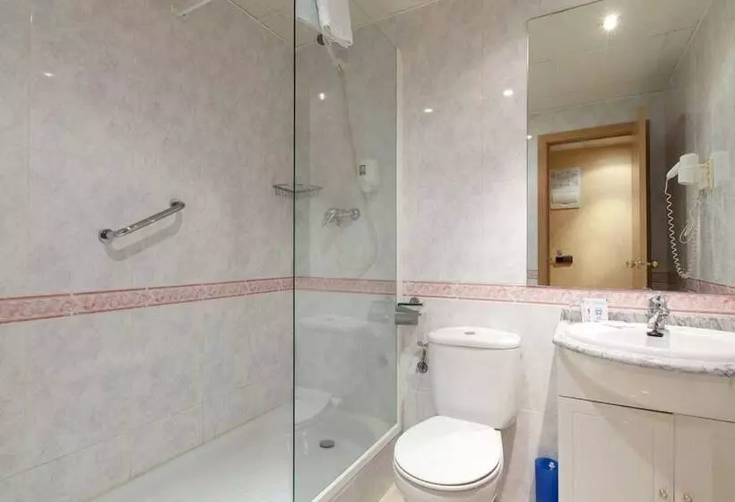 ホテル Ciudad De Navalcarnero