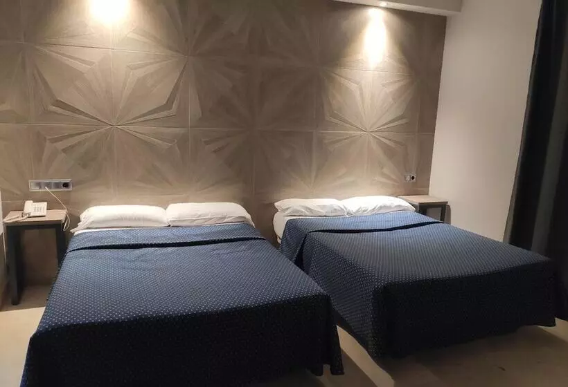 ホテル Ciudad De Navalcarnero