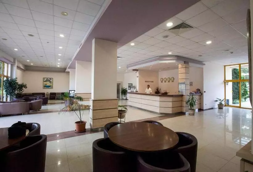 Отель Continental Park