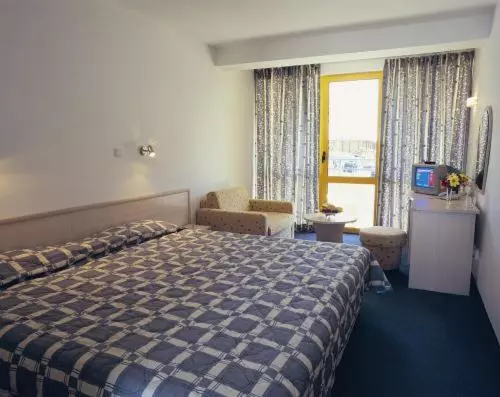 Отель Continental Park