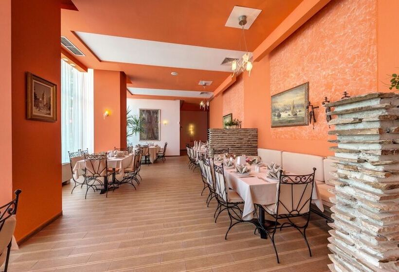 هتل Festa Panorama