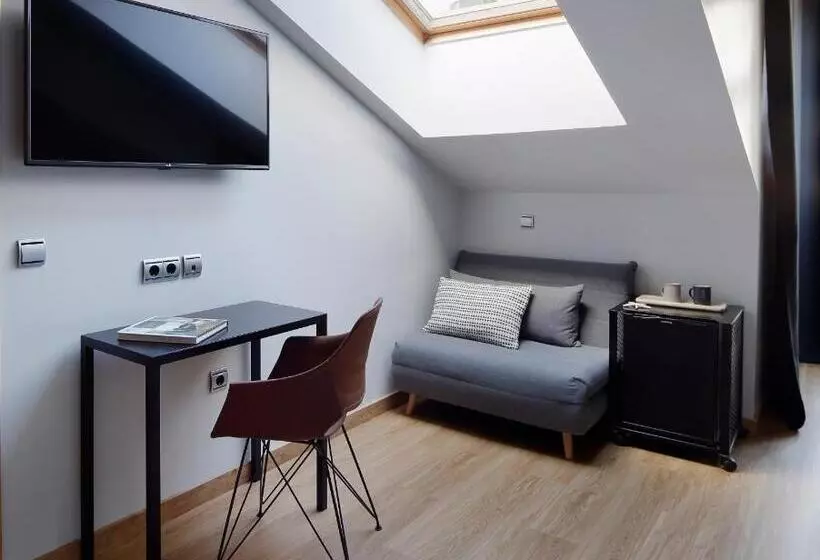 Marqués, Blue Hoteles