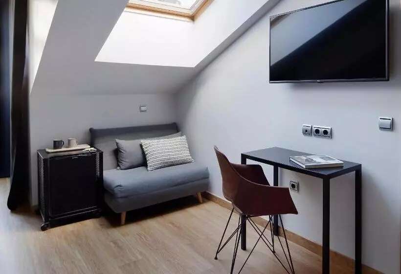 Marqués, Blue Hoteles