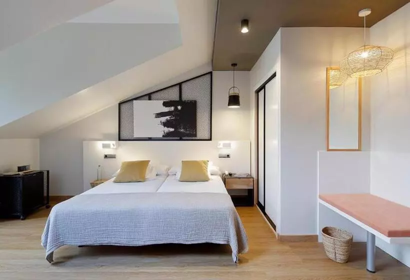 Marqués, Blue Hoteles