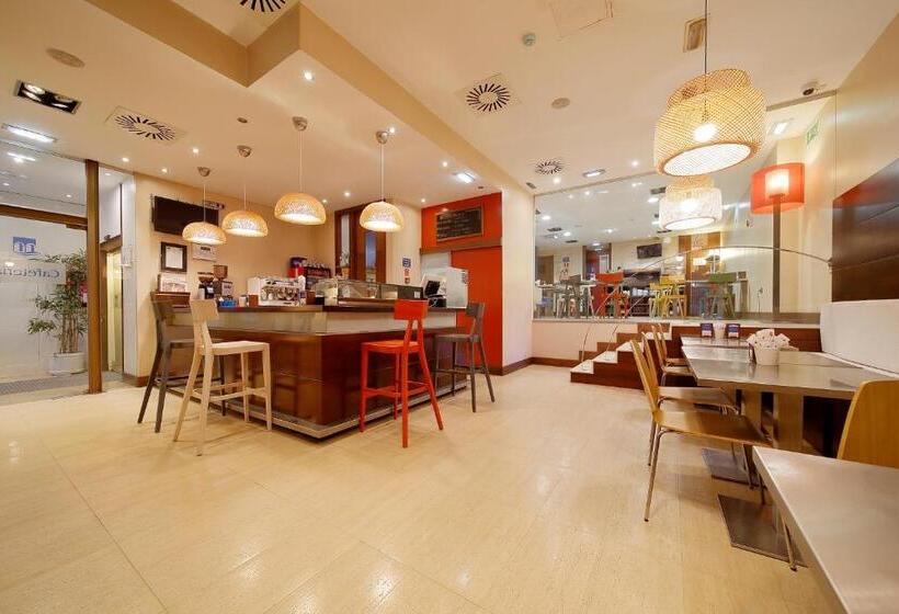 Marqués, Blue Hoteles