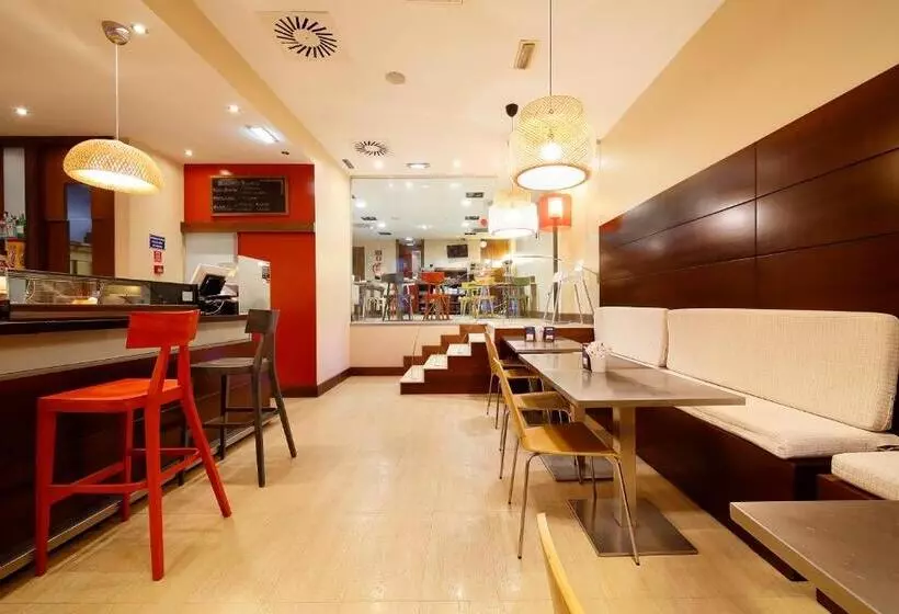 Marqués, Blue Hoteles