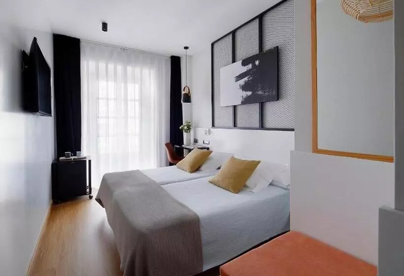 Marqués, Blue Hoteles