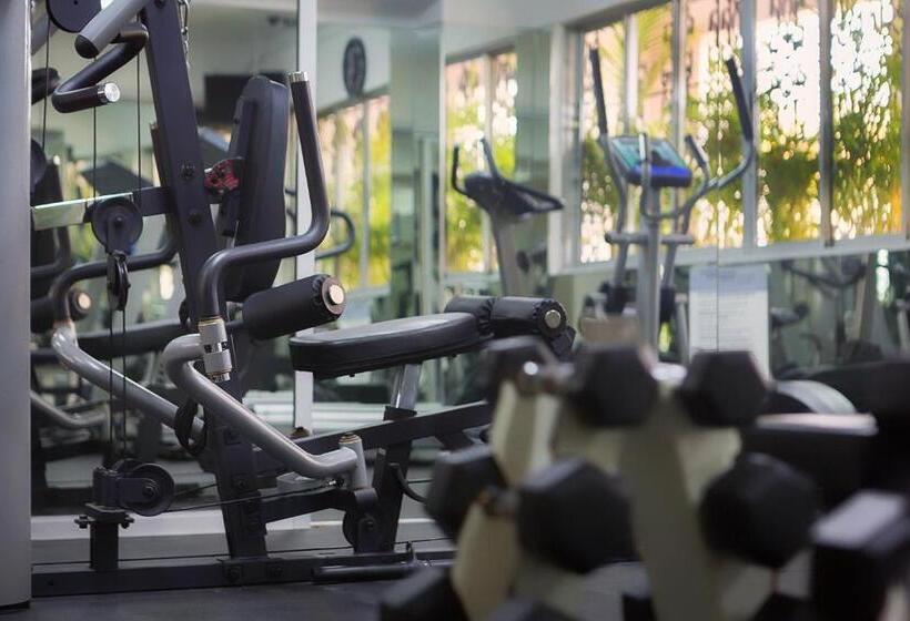 هتل Plaza Florida Suites