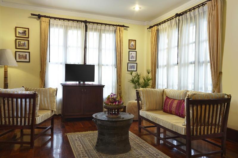 هتل Santi Resort & Spa