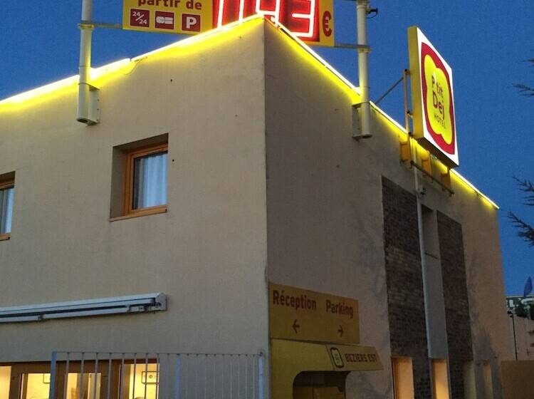 בית מלון כפרי The Originals Access, Hôtel Béziers Est