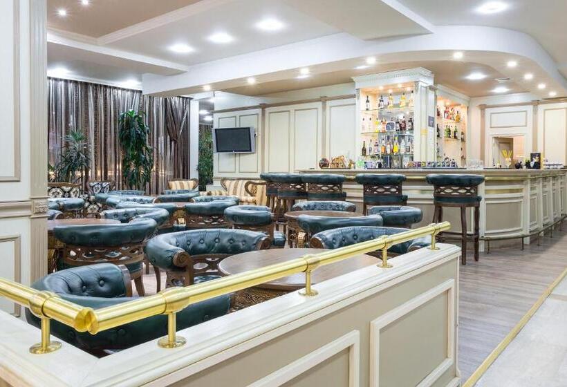 هتل Tiara Beach  All Inclusive