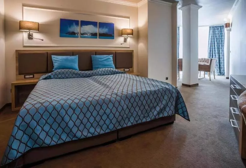 호텔 Tiara Beach  All Inclusive