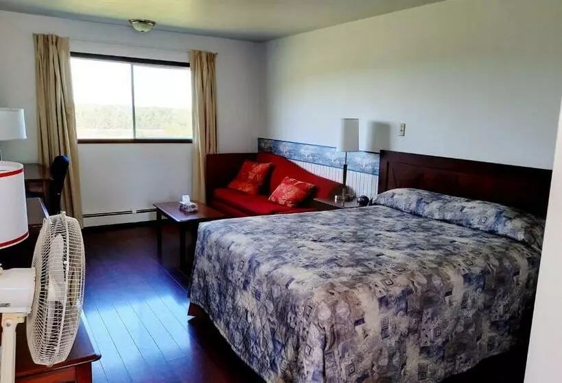 Balmoral Motel
