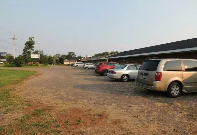 Balmoral Motel