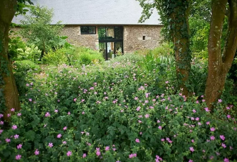 Aamiaismajoitus (B&B) Aux Greniers à Rêves