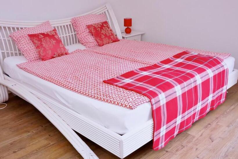 Bed & Breakfast Cave Du Treyblanc