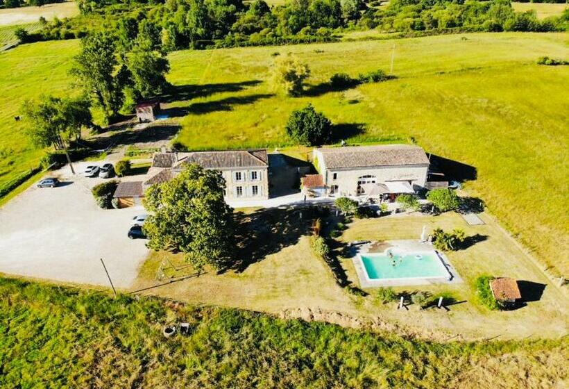 Bed and Breakfast La Grange De La Dupuise