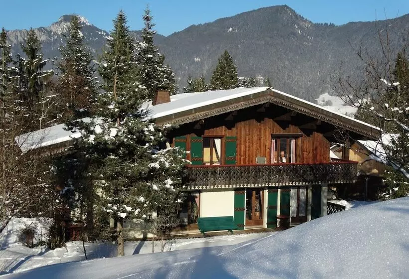Aamiaismajoitus (B&B) Le Bois Des  Louison