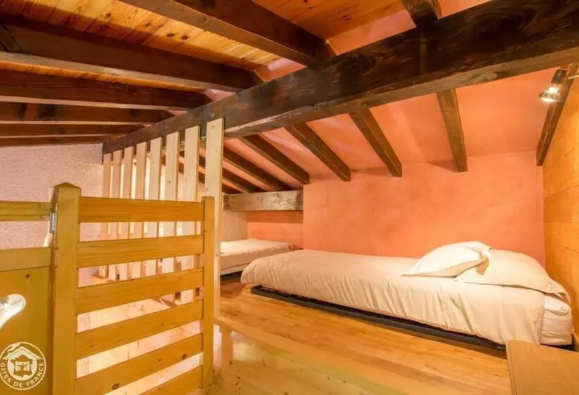 Aamiaismajoitus (B&B) Le Bois Des  Louison