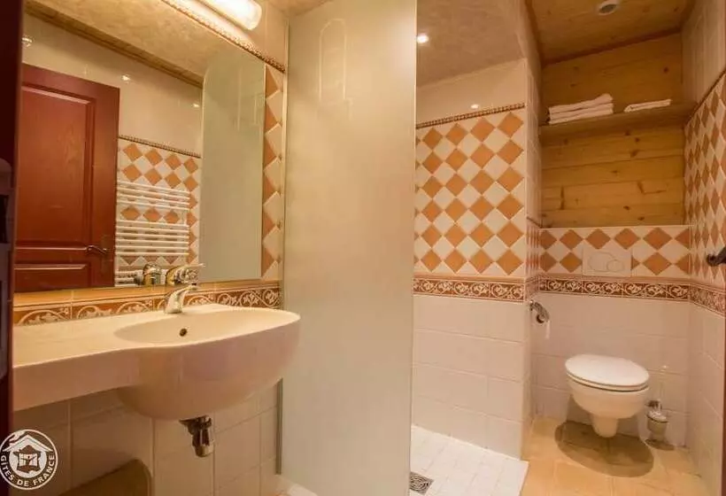 Aamiaismajoitus (B&B) Le Bois Des  Louison