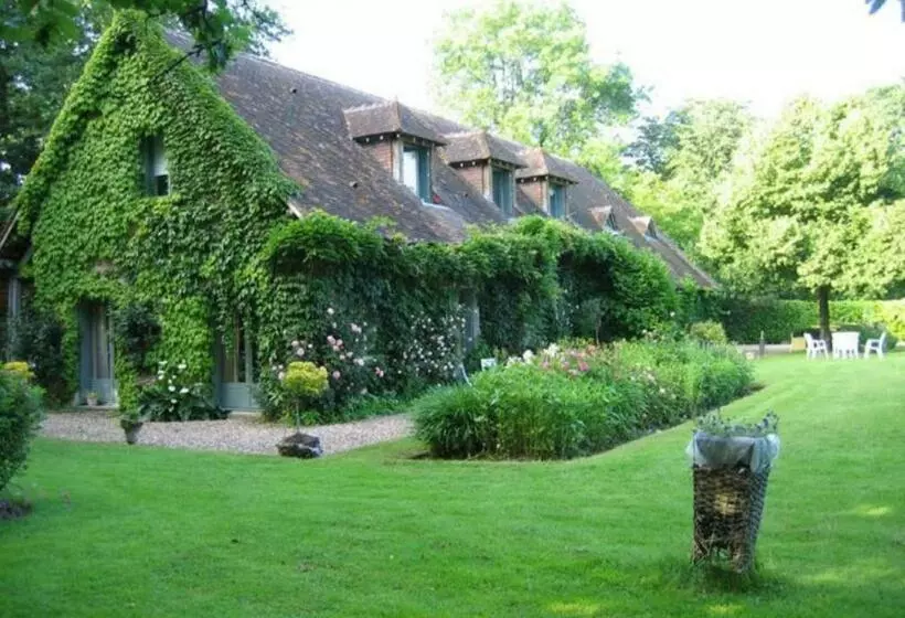 Aamiaismajoitus (B&B) Logis De La Paqueraie