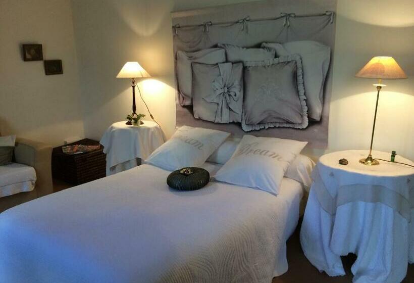 مبيت وإفطار Logis De La Paqueraie