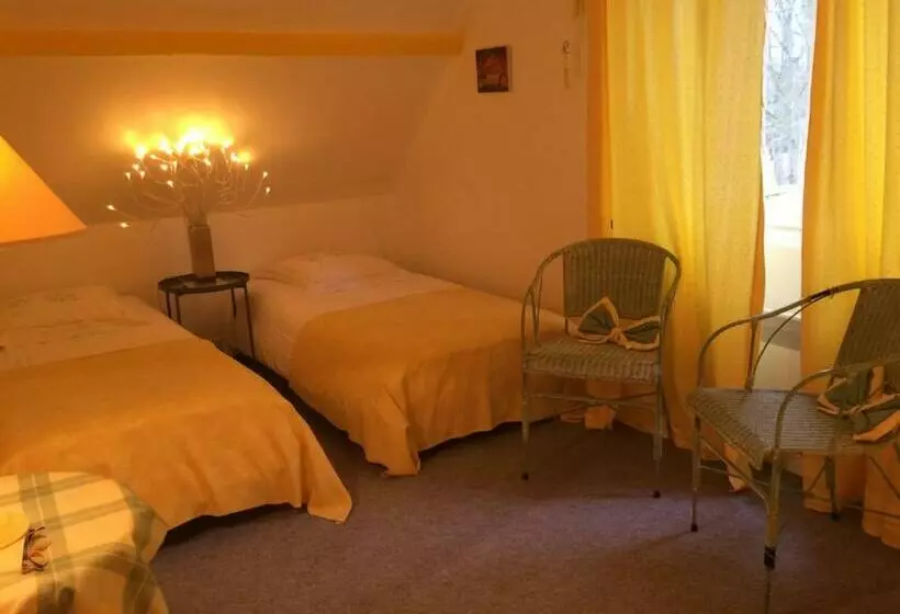 Aamiaismajoitus (B&B) Logis De La Paqueraie