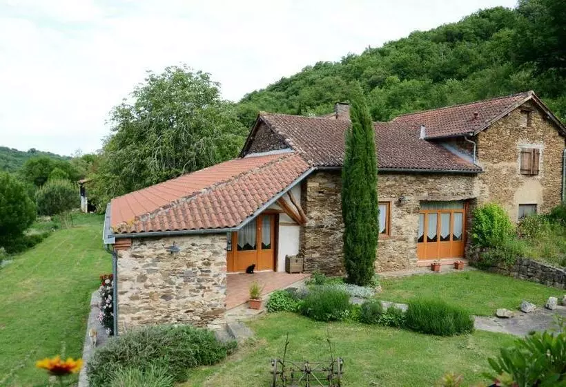 ベッドアンドブレックファースト Maison Hôtes Pacelian