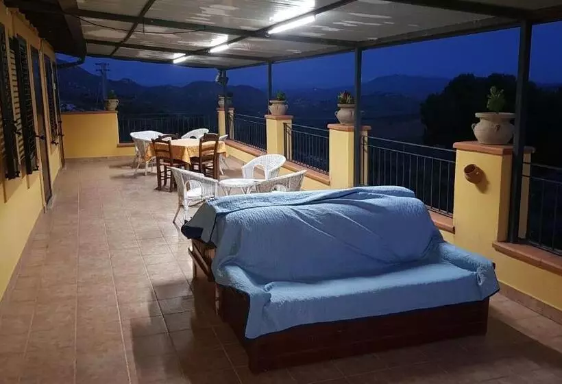 Aamiaismajoitus (B&B) Terra Nostra