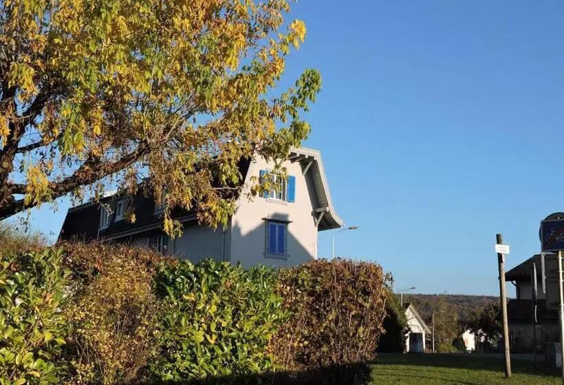 تختخواب و صبحانه Vinita Chambres D'hôtes