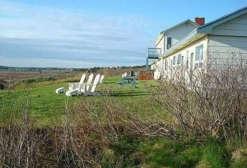 Cape View Motel And Cottages