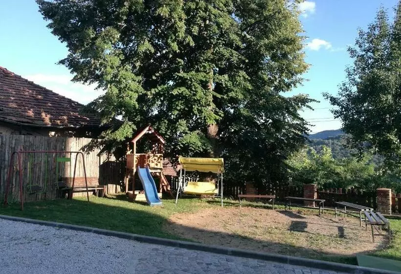 Family Hotel Lipite