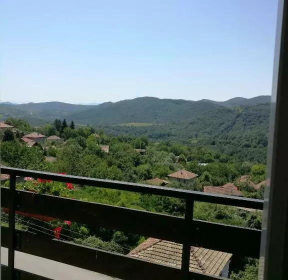 Family Hotel Lipite