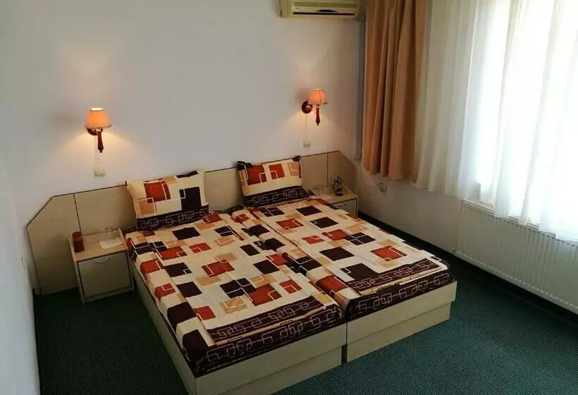 Family Hotel Lipite