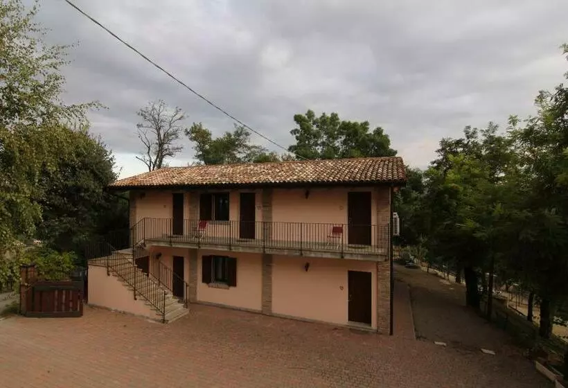 Hotelli Agriturismo Ca' Isotta