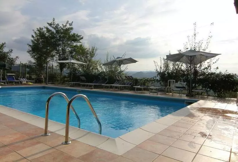 Hotelli Agriturismo Ca' Isotta