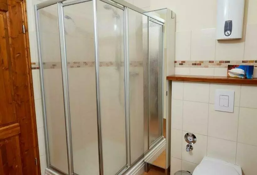 Hotelli Am Eifelsteig