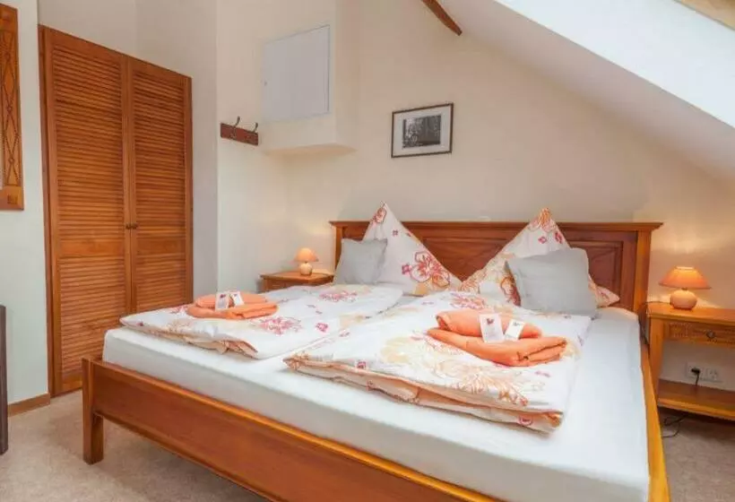 Hotelli Am Eifelsteig